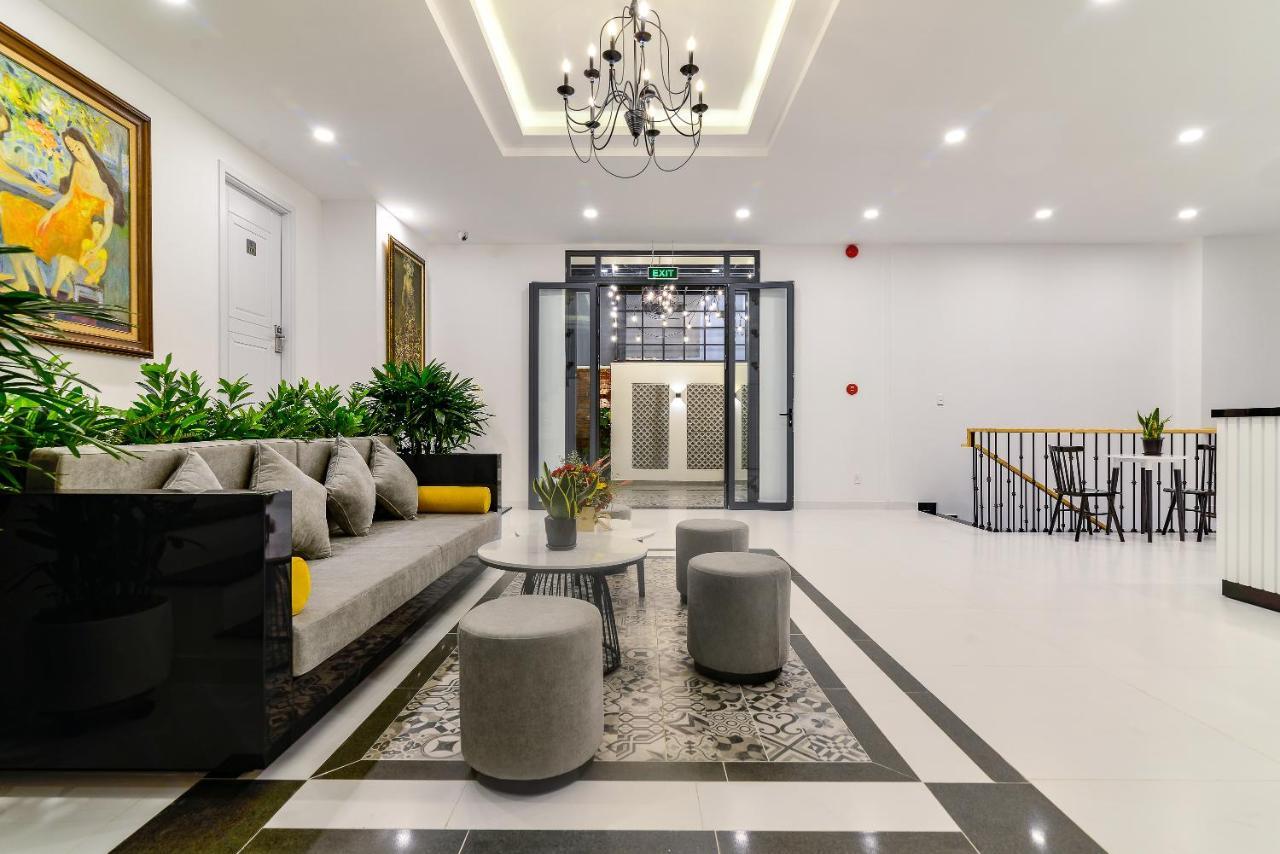 Cozrum Homes The Gallery Apartment *