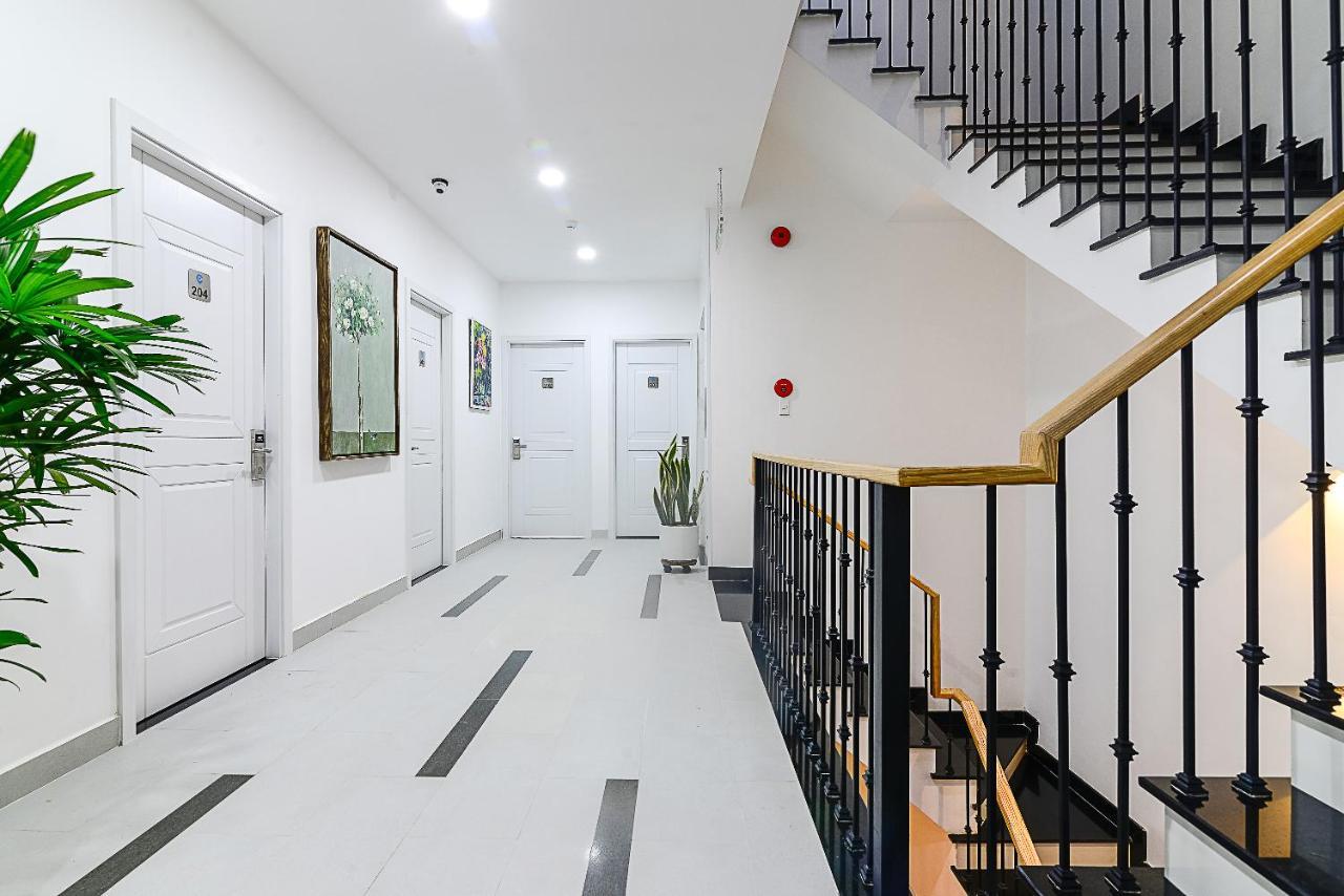 Cozrum Homes The Gallery * TP. Hồ Chí Minh